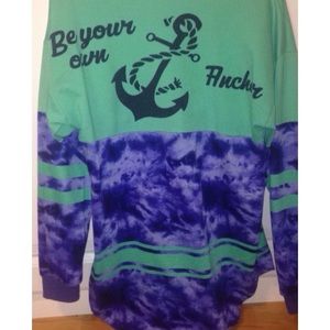 Lose fit throw over long sleeve